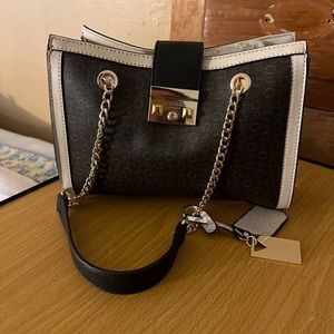 Guess purse